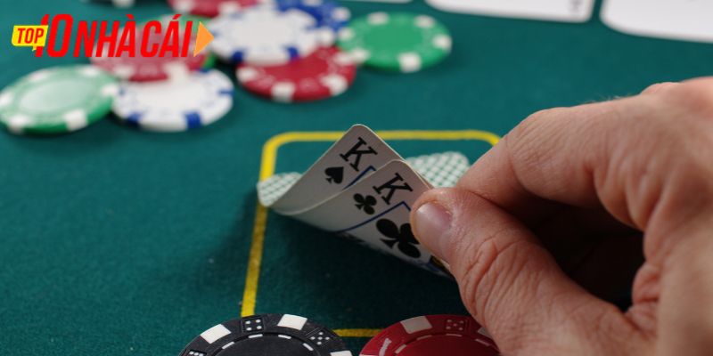 Tổng hợp các cách chơi Poker hiệu quả, ít thua
